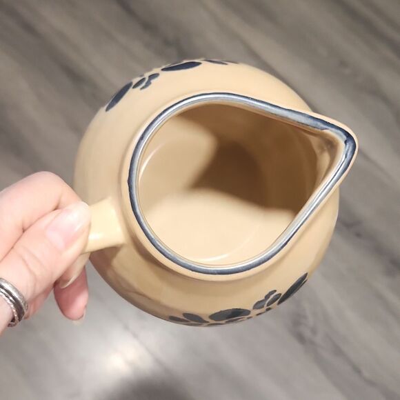 Vintage Small Creamer/Gravy Container - Picture 2 of 7